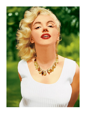 Marilyn Monroe; Amber Beads