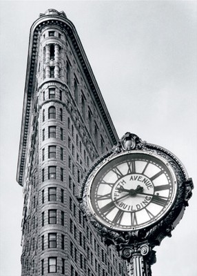 5th Avenue Clock