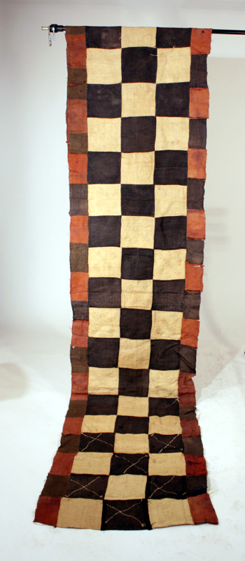 Kuba Cloth : (11' 11" x 26") Style #01